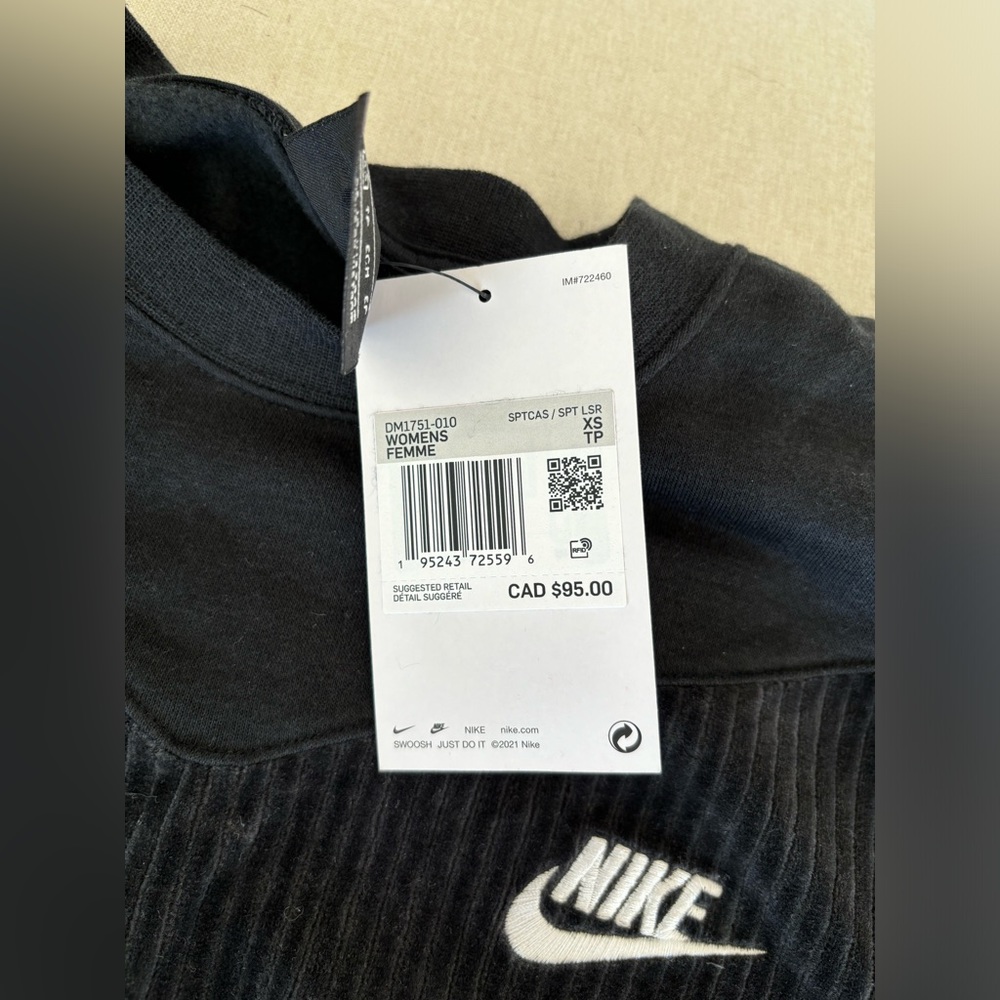 Nike cropped sweatshirt black velvet XS oversized NWT - Picture 6 of 6